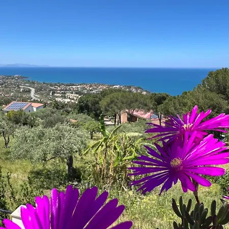 Quietacquamare Holiday home